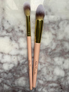 Small highlighter brushes